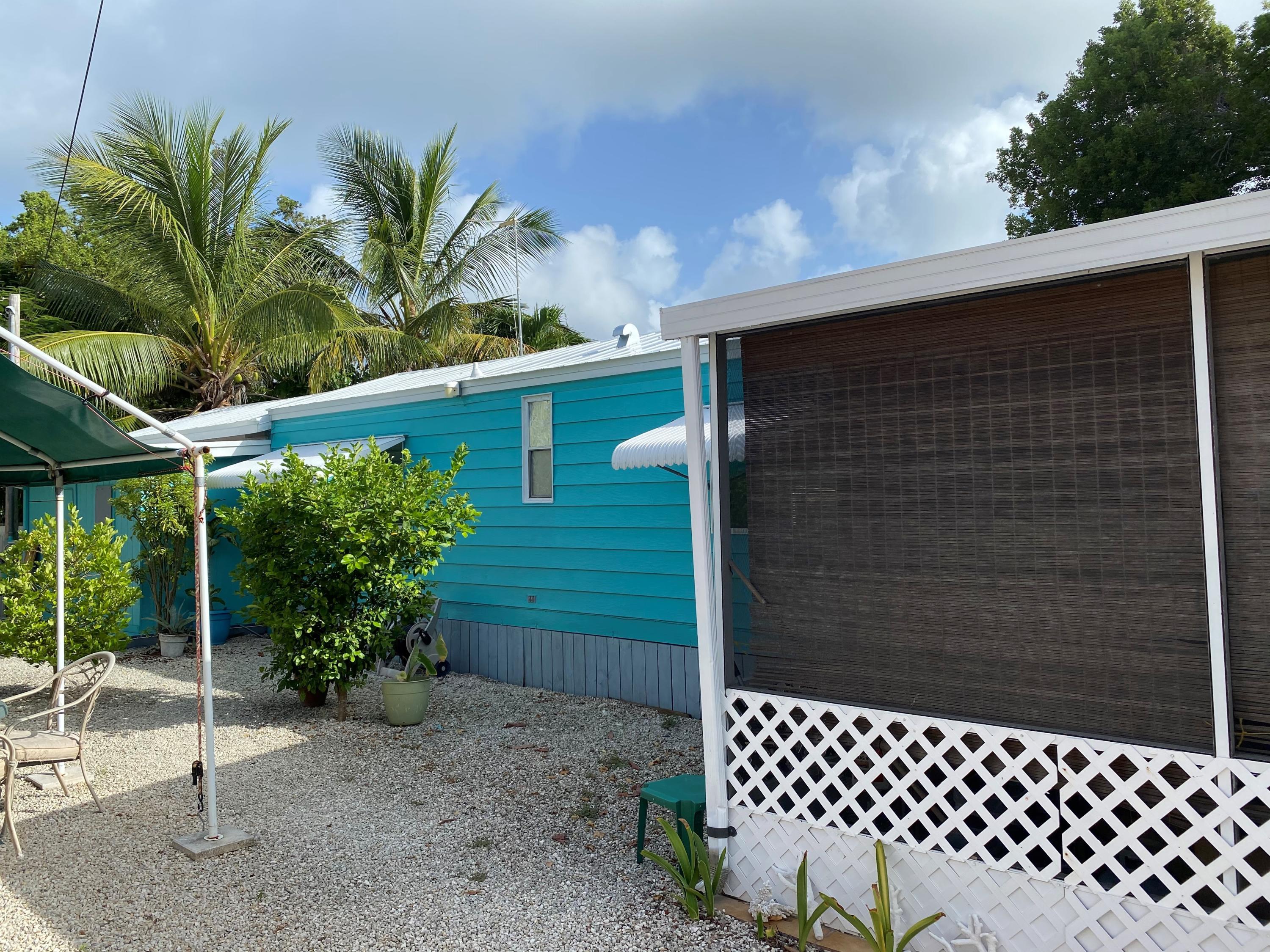 758 Largo Road Key Largo, FL 33037 - Photo 3 of 23 outside-back