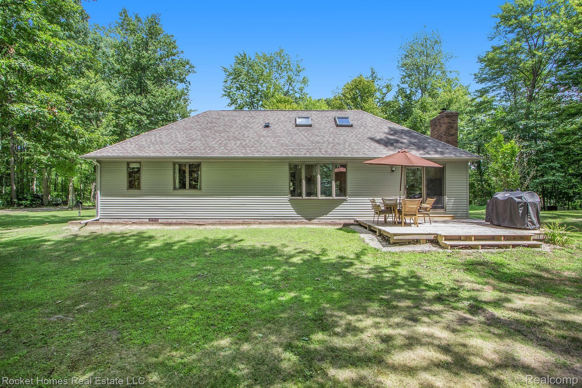 1680 South Allen Road St. Clair, MI 48079 - Photo 25 of 32 IMG_6068.jpg
