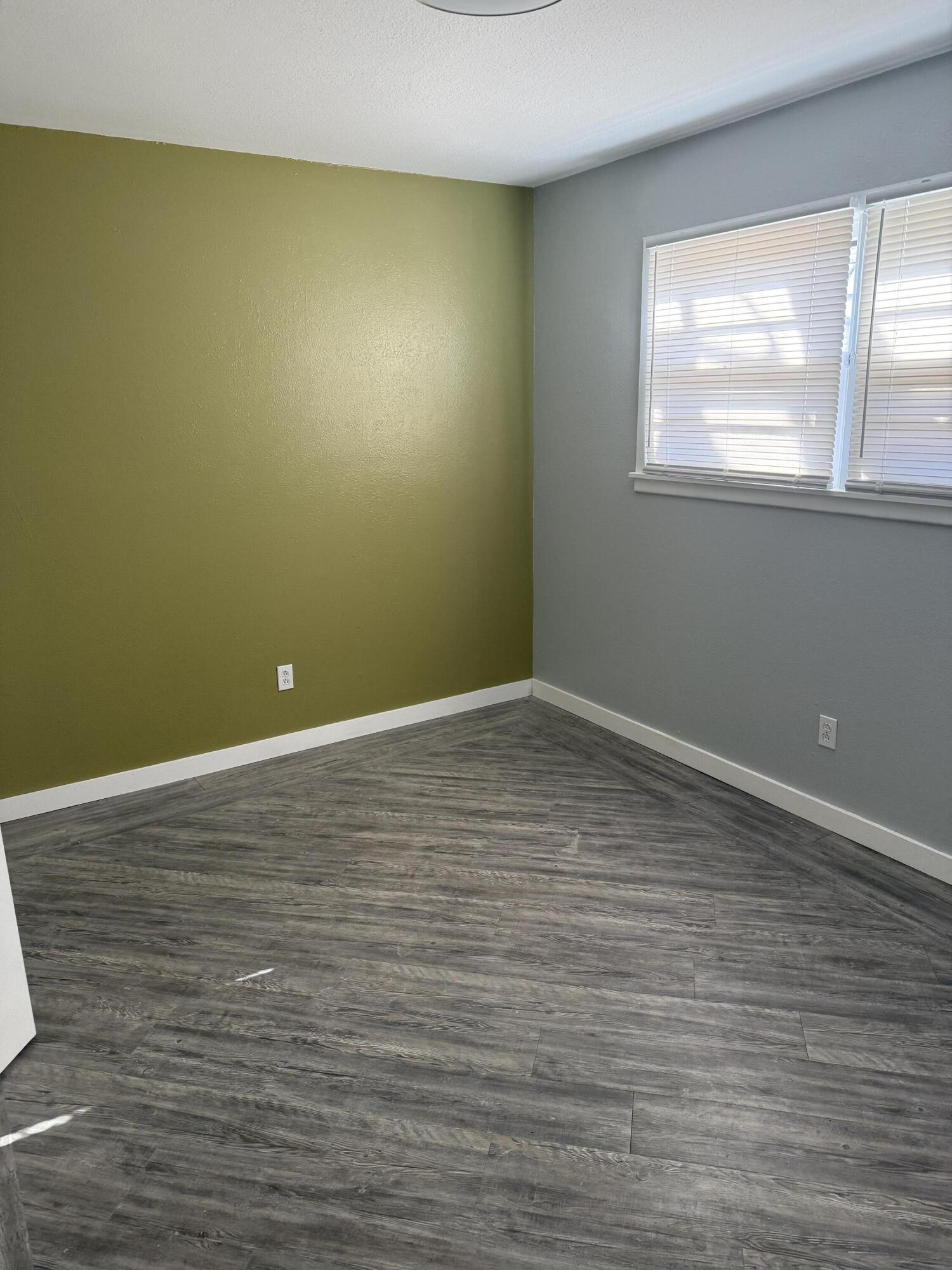 4315 59th Street Lubbock, TX 79413 - Photo 16 of 18 IMG_6148