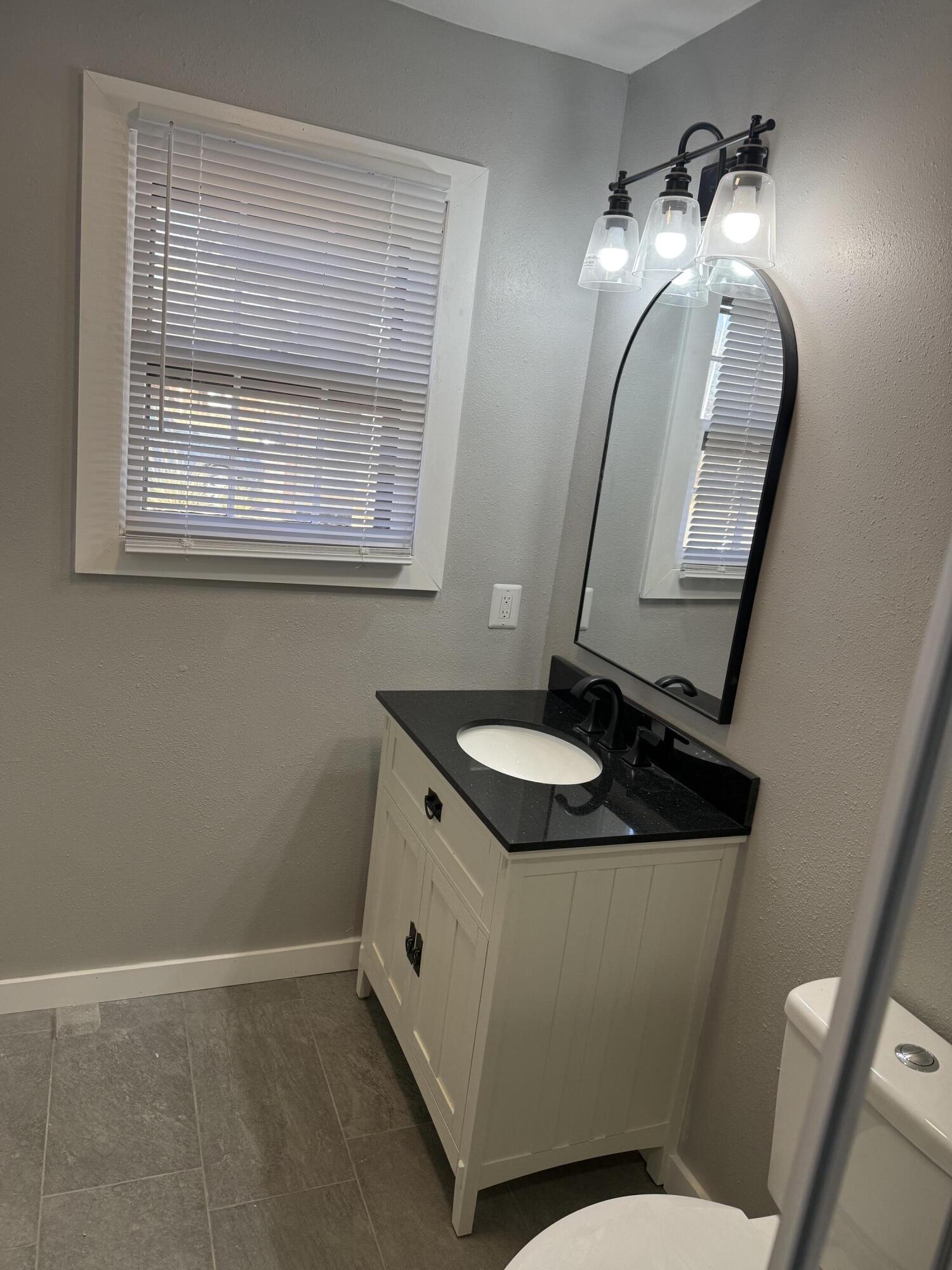 4315 59th Street Lubbock, TX 79413 - Photo 9 of 18 IMG_6151