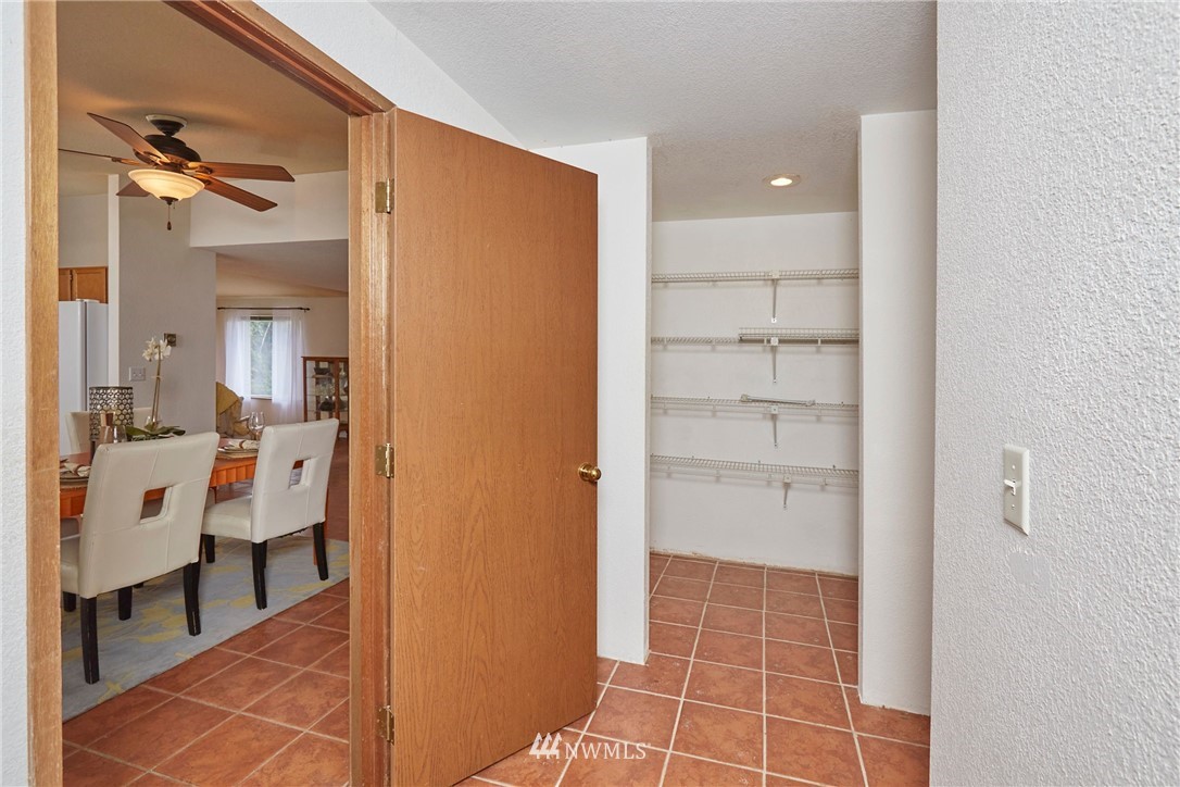 3128 Woods Road East Port Orchard, WA 98366 - Photo 34 of 40 Gallery Image 34