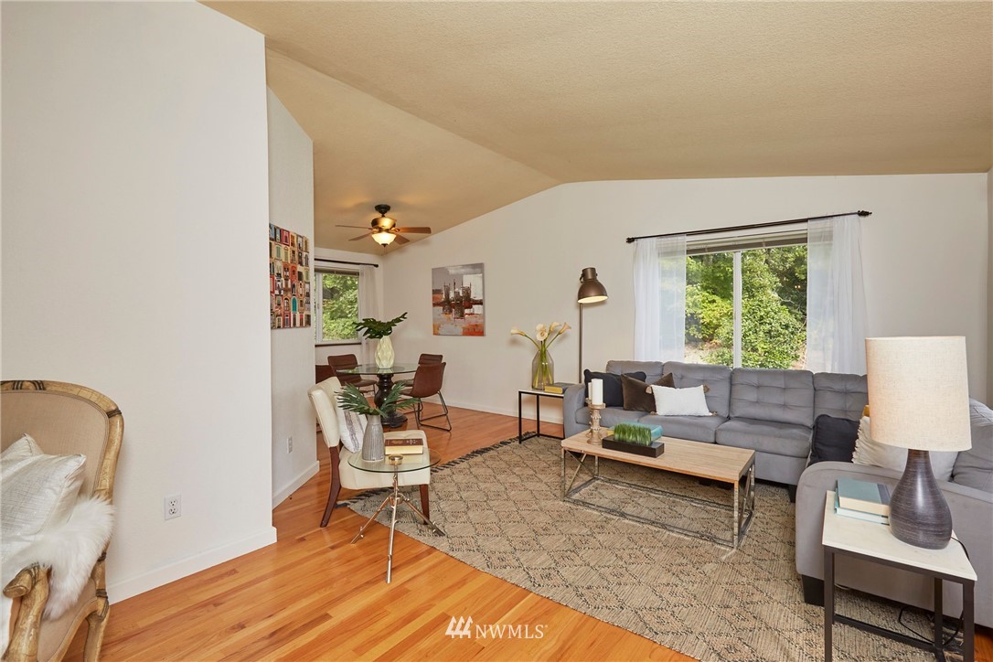 3128 Woods Road East Port Orchard, WA 98366 - Photo 9 of 40 Gallery Image 9