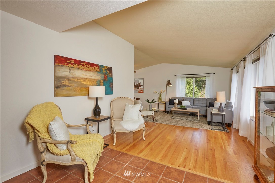 3128 Woods Road East Port Orchard, WA 98366 - Photo 10 of 40 Gallery Image 10