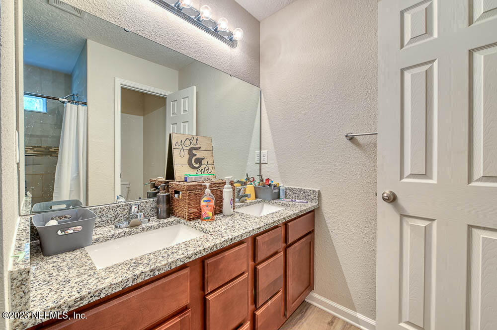 787 Cahoon Road North Jacksonville, FL 32220 - Photo 6 of 19 Primary Bath - View 2