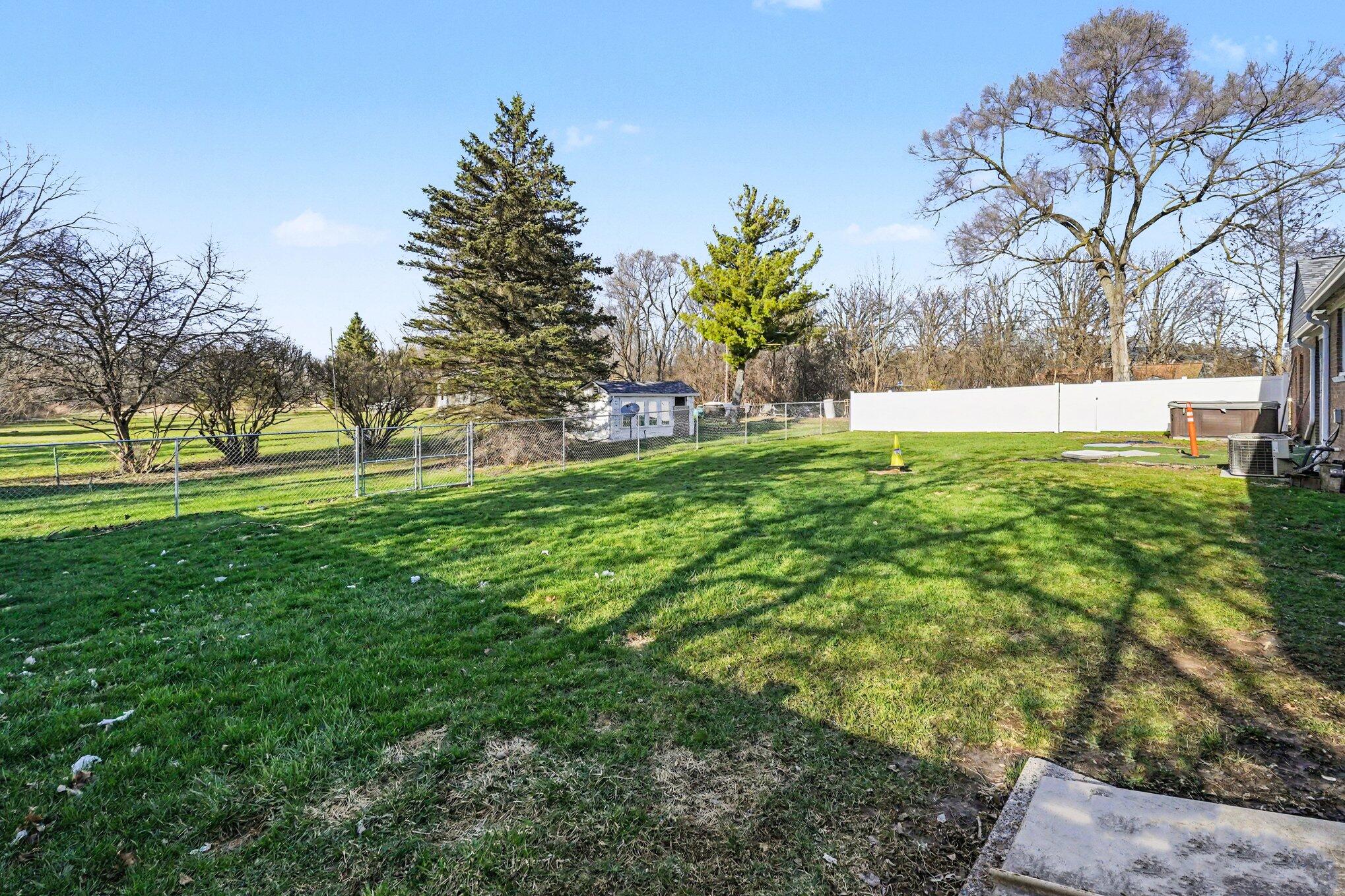 9235 Lapeer Road Davison, MI 48423 - Photo 27 of 27 025_file_4151