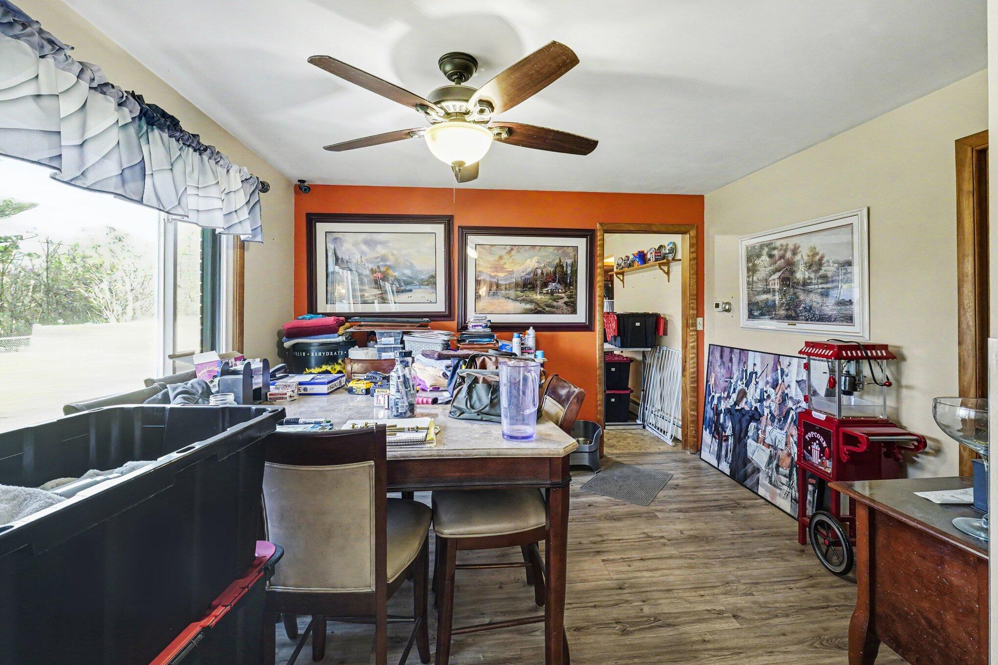 9235 Lapeer Road Davison, MI 48423 - Photo 6 of 27 005_file_5336