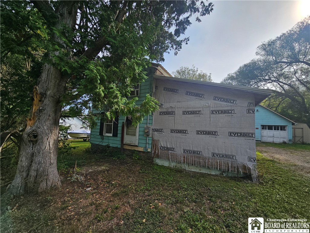 557 Indiana Avenue Olean, NY 14760 - Photo 2 of 15