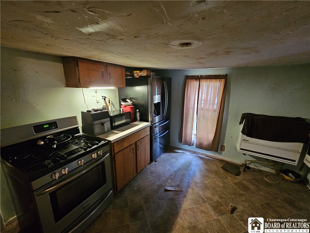 557 Indiana Avenue Olean, NY 14760 - Photo 8 of 15