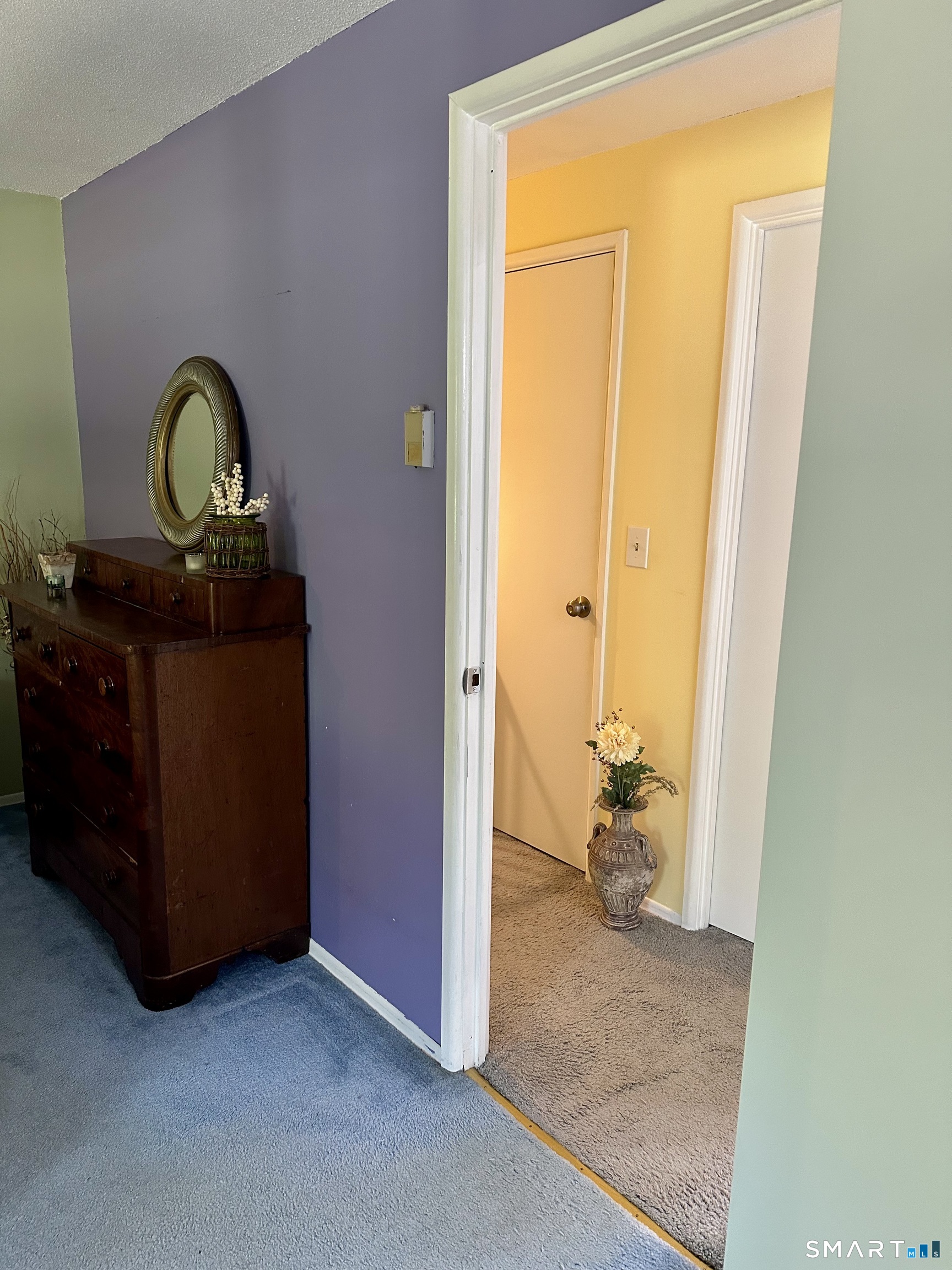 2 Lakeside Drive, Unit M Ledyard, CT 06339 - Photo 23 of 38 a view of livingroom with furniture