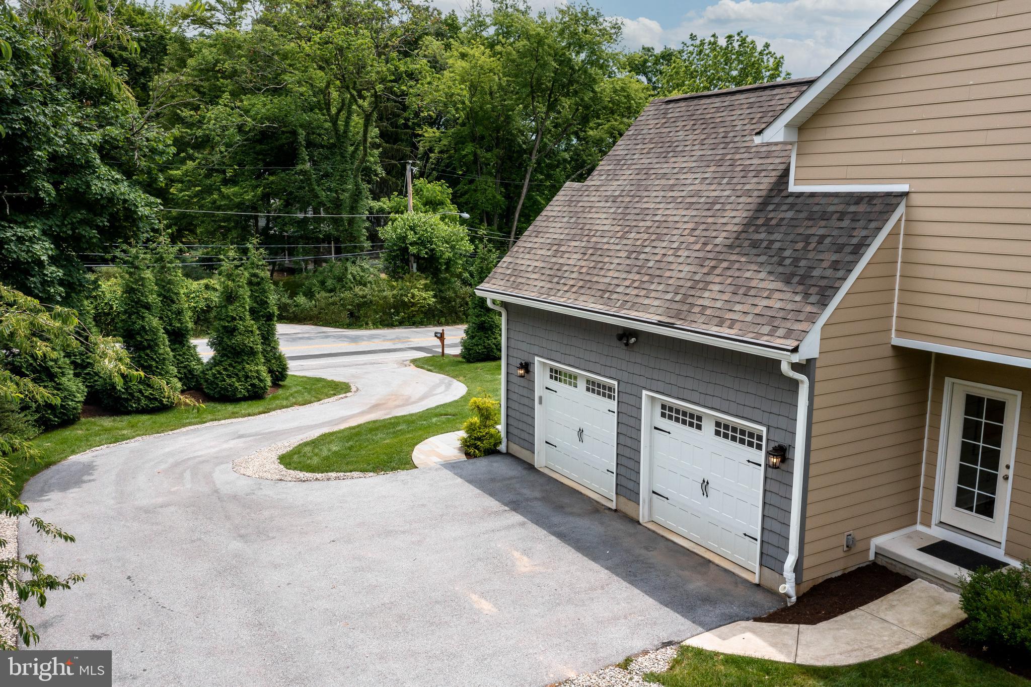 214 Devon State Road Devon, PA 19333 - Photo 3 of 59 Side view