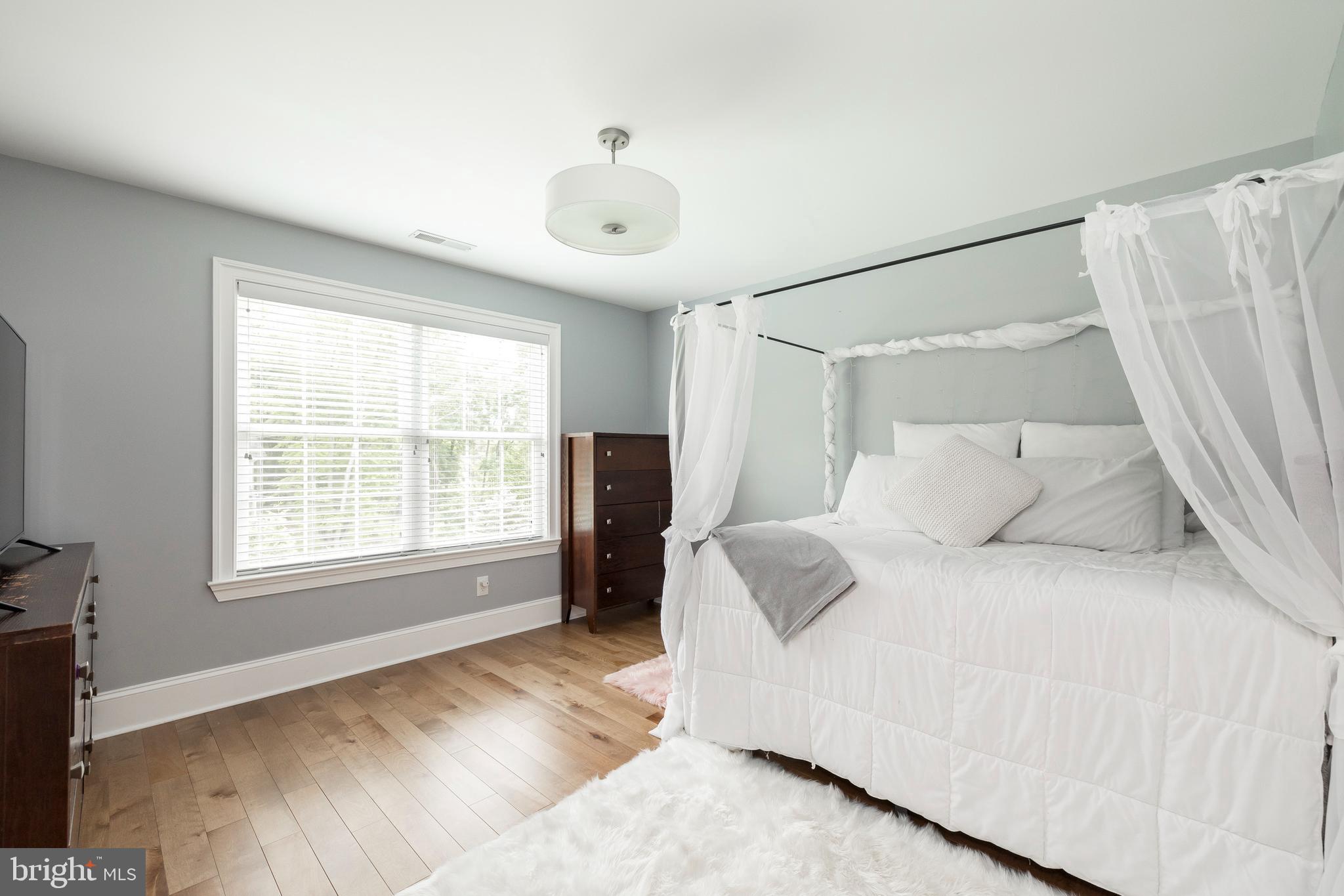 214 Devon State Road Devon, PA 19333 - Photo 32 of 59 Bedroom #2, with bathroom