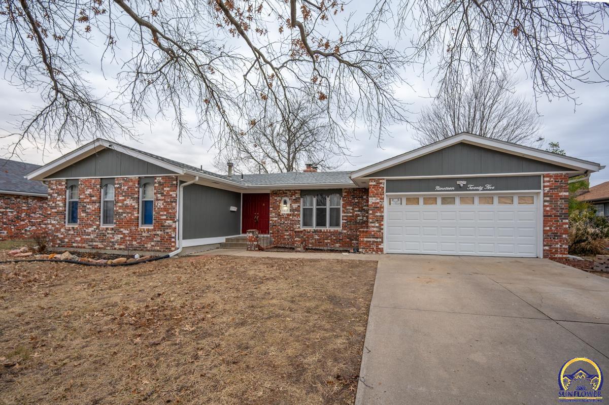 1925 Southwest Arrowhead Road Topeka, KS 66604 - Photo 1 of 1