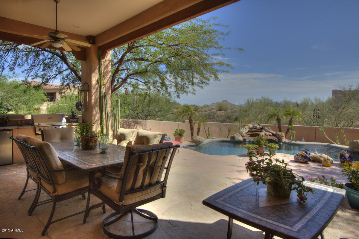 9527 Romping Road Carefree, AZ 85377 - Photo 2 of 40 Ideal Carefree Entertaining