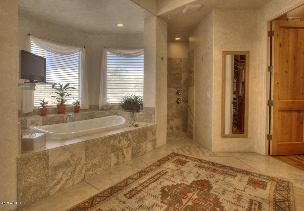 9527 Romping Road Carefree, AZ 85377 - Photo 24 of 40 Walk in Shower