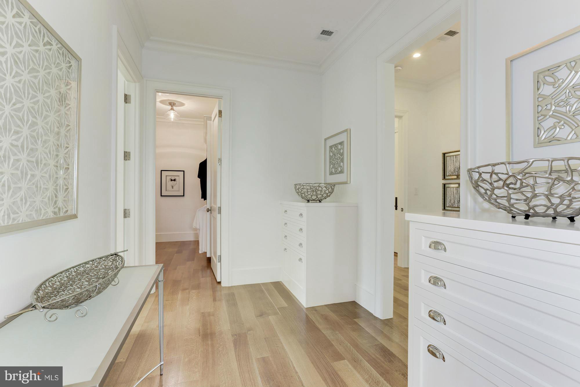 1103 Towlston Road McLean, VA 22102 - Photo 15 of 30 Bedroom (Master) Hall