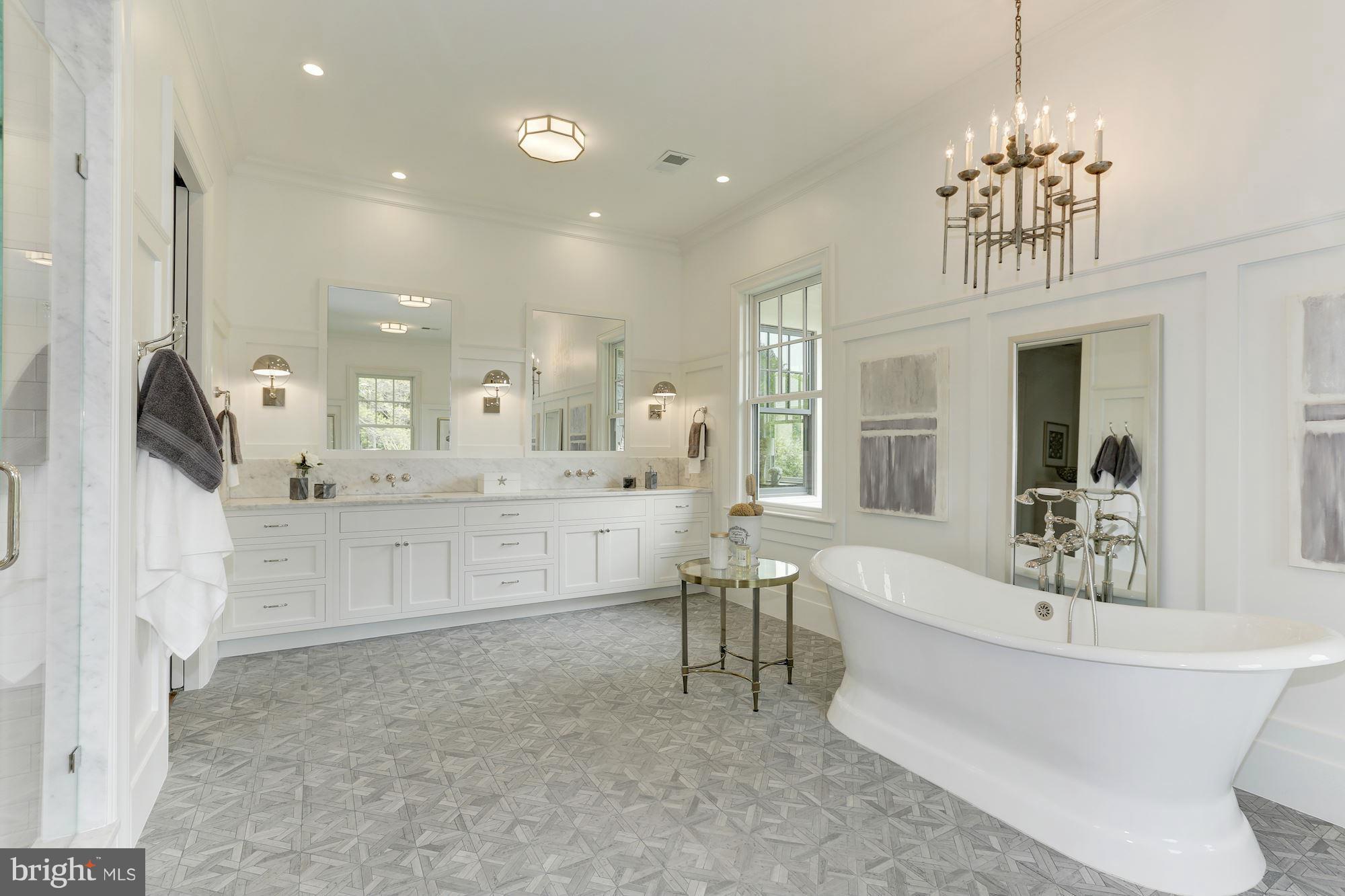 1103 Towlston Road McLean, VA 22102 - Photo 20 of 30 Bath (Master)