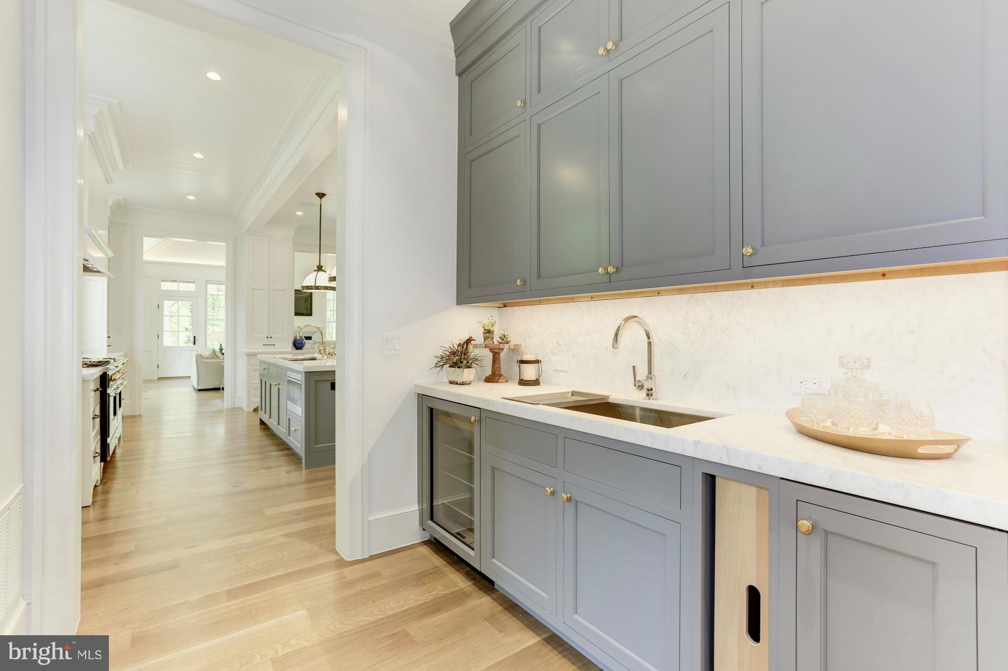 1103 Towlston Road McLean, VA 22102 - Photo 9 of 30 Butler's Pantry