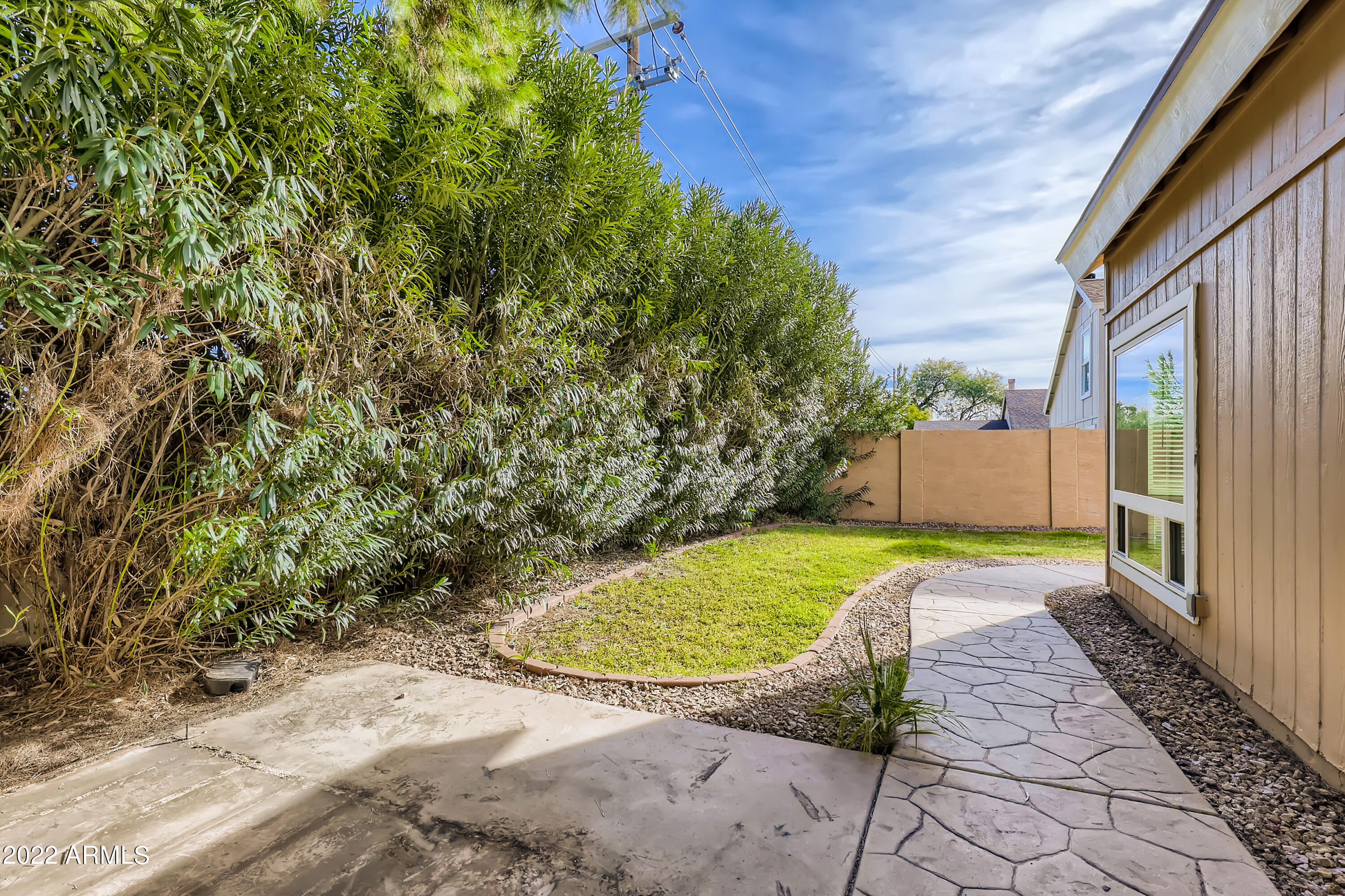 609 East Utopia Road Phoenix, AZ 85024 - Photo 33 of 33 36-690688363-54 Back Yard