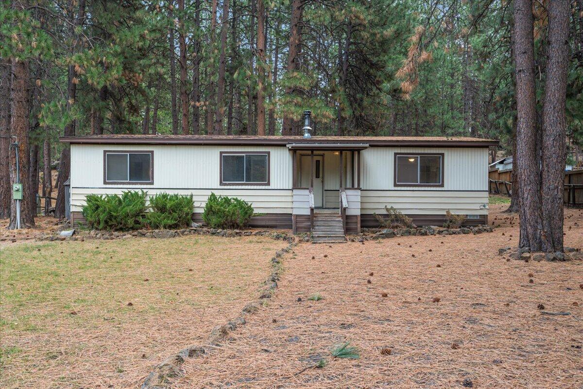 60214 Agate Road Bend, OR 97702 - Photo 1 of 31 Front of House