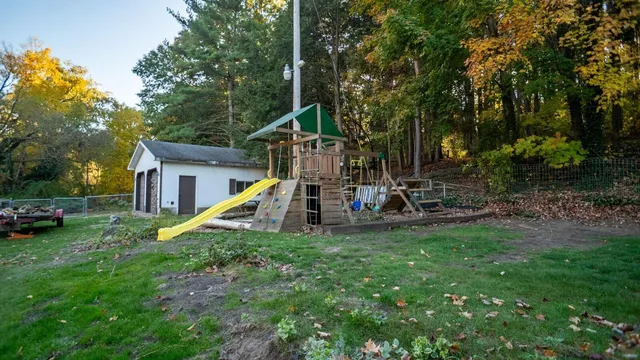 $299,900 | 5641 South Pere Marquette Highway, Ludington, MI 49431