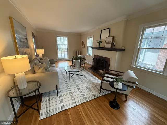 $329,900 | 1090 16th Avenue Southeast, Minneapolis, MN 55414