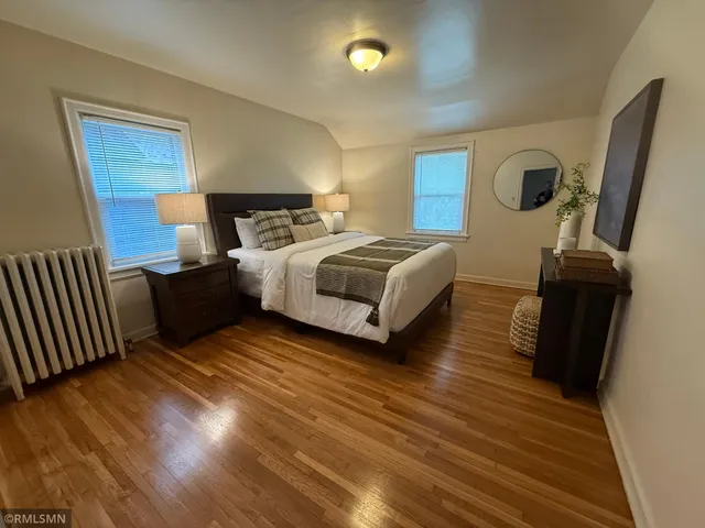 $329,900 | 1090 16th Avenue Southeast, Minneapolis, MN 55414