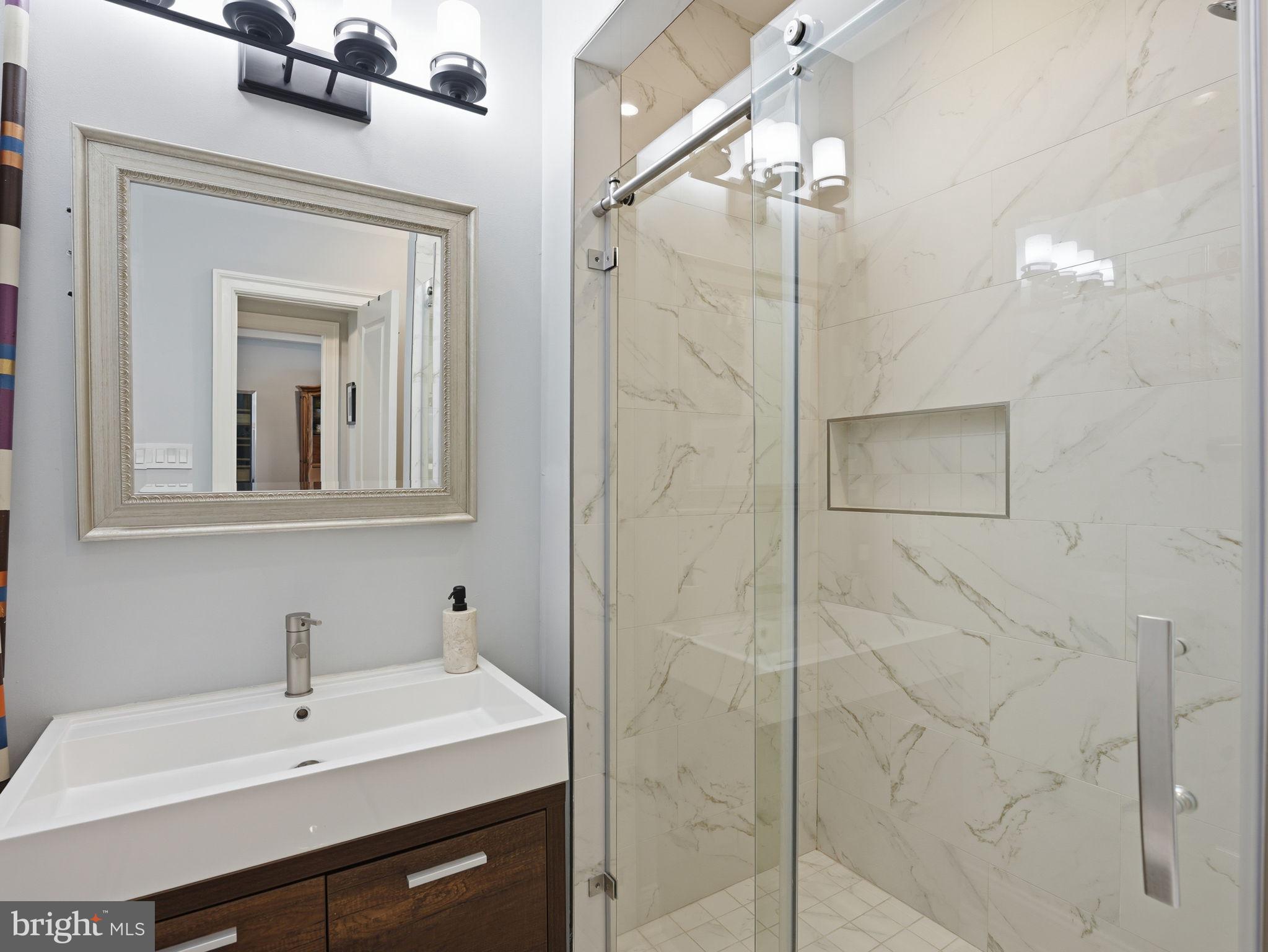 600 Harvard Street Northwest, Unit 2 Washington, DC 20001 - Photo 32 of 48