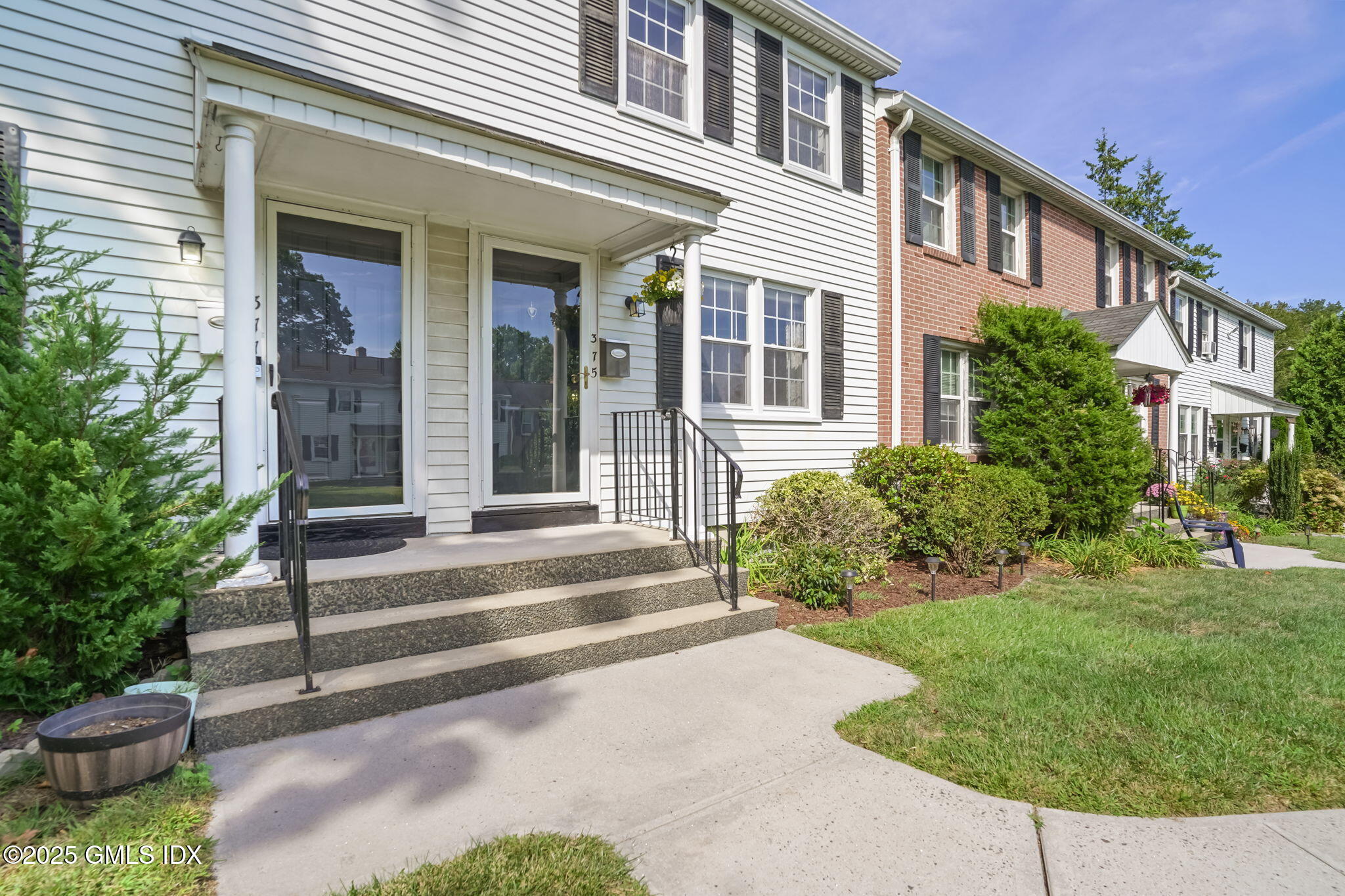 375 Sylvan Knoll Road Stamford, CT 06902 - Photo 3 of 15 Front