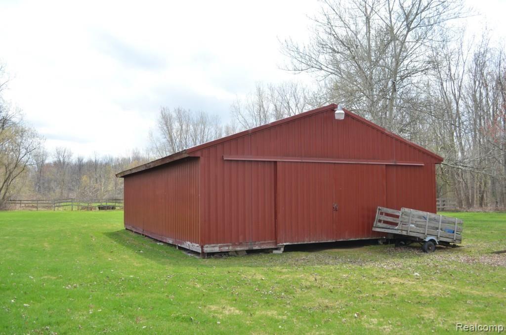 47611 Ford Road Canton, MI 48187 - Photo 2 of 4