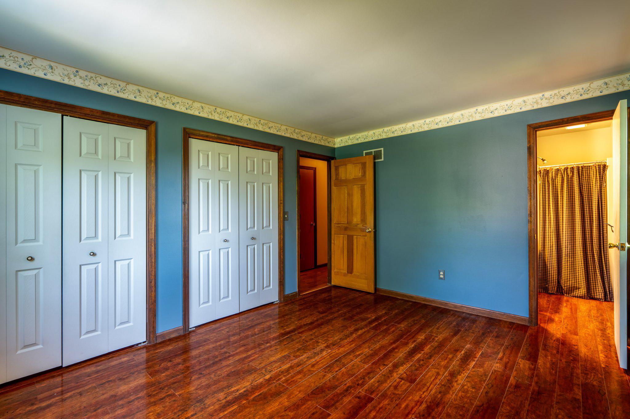 12 Buck Heights Road Holtwood, PA 17532 - Photo 19 of 42 Primary bedroom with double closets