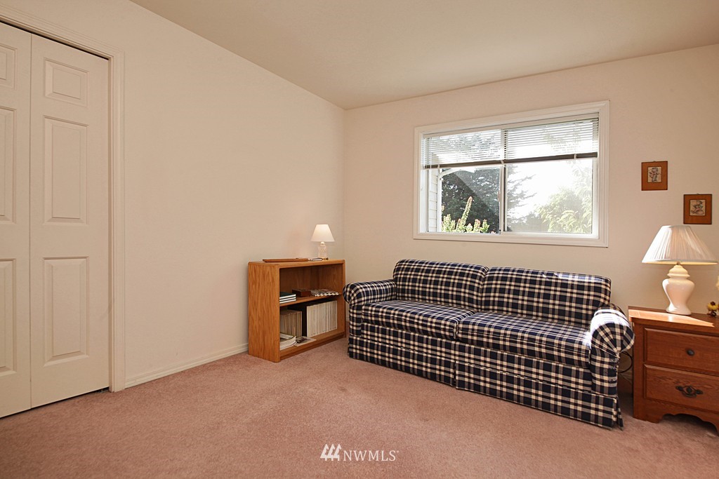1481 Lancaster Road Freeland, WA 98249 - Photo 6 of 22