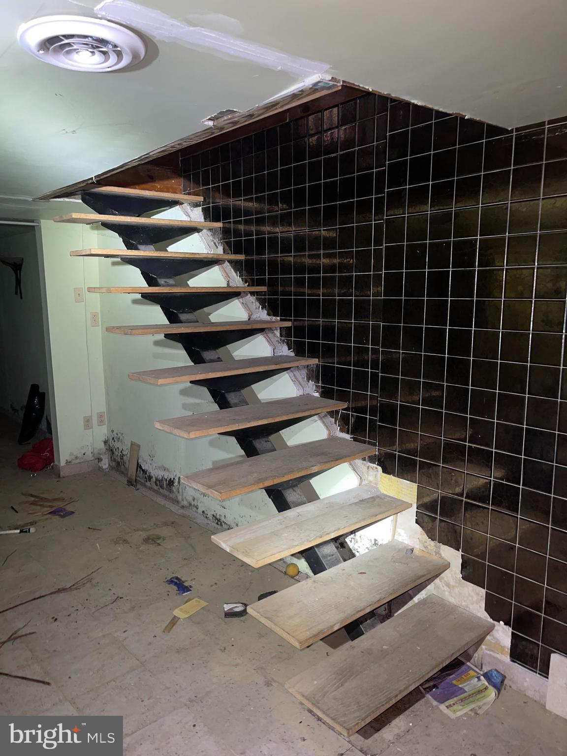 5113 West Thompson Street Philadelphia, PA 19131 - Photo 13 of 14