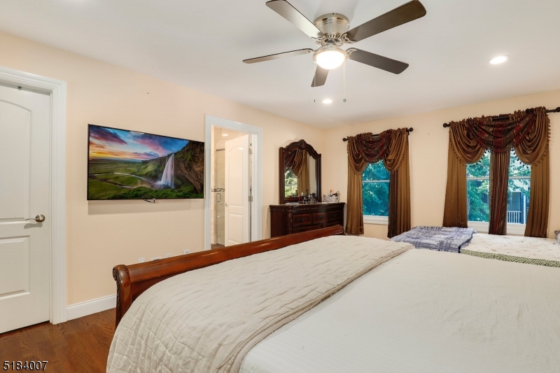 157 Woodridge Street Wood-Ridge, NJ 07075 - Photo 25 of 47 Gallery Image 25