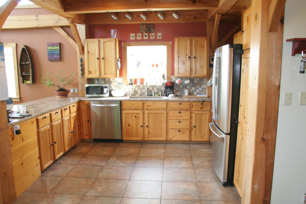 141 Sylvain Road St. Johnsbury, VT 05819 - Photo 5 of 34 Gallery Image 5