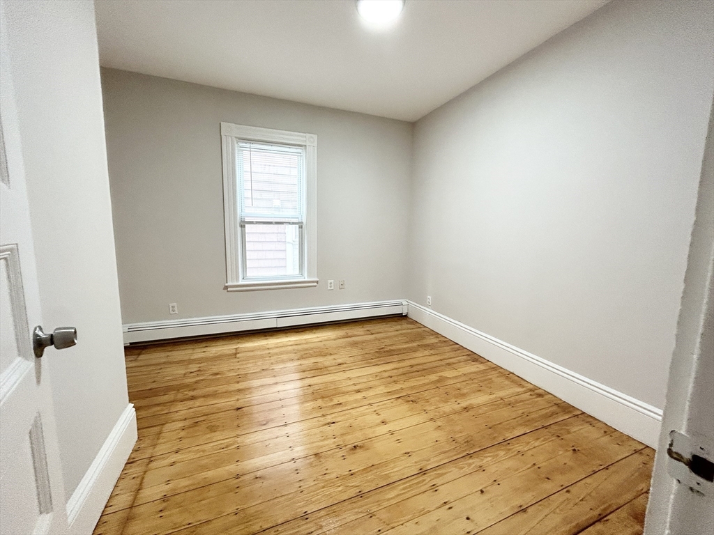 12 Buttonwood Street, Unit 2 Boston, MA 02125 - Photo 7 of 9