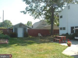 37 Sweetgum Road Levittown, PA 19056 - Photo 3 of 6 Gallery Image 3