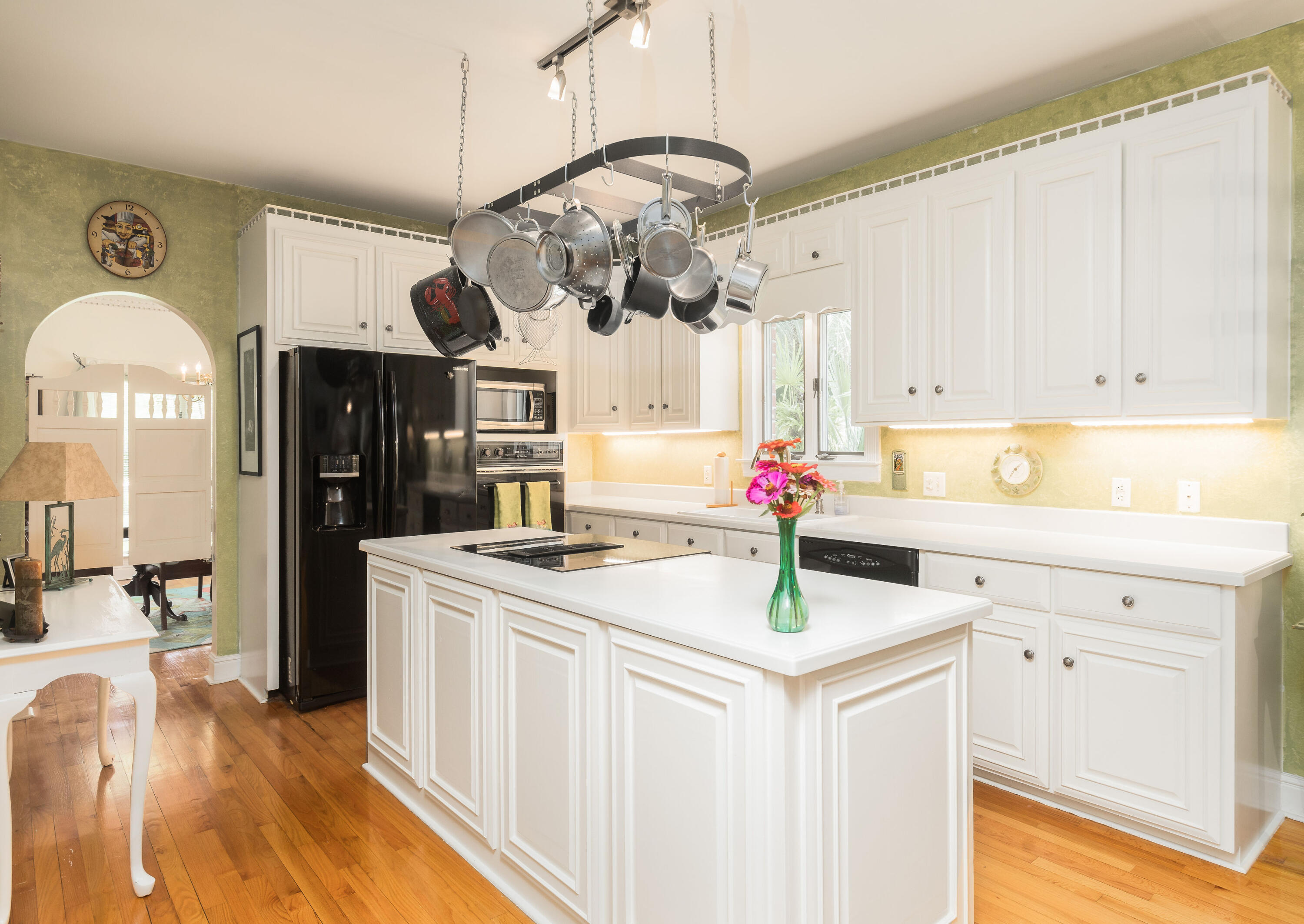 39 Ripplemoor Lane Charleston, SC 29414 - Photo 12 of 61 Kitchen w/Island