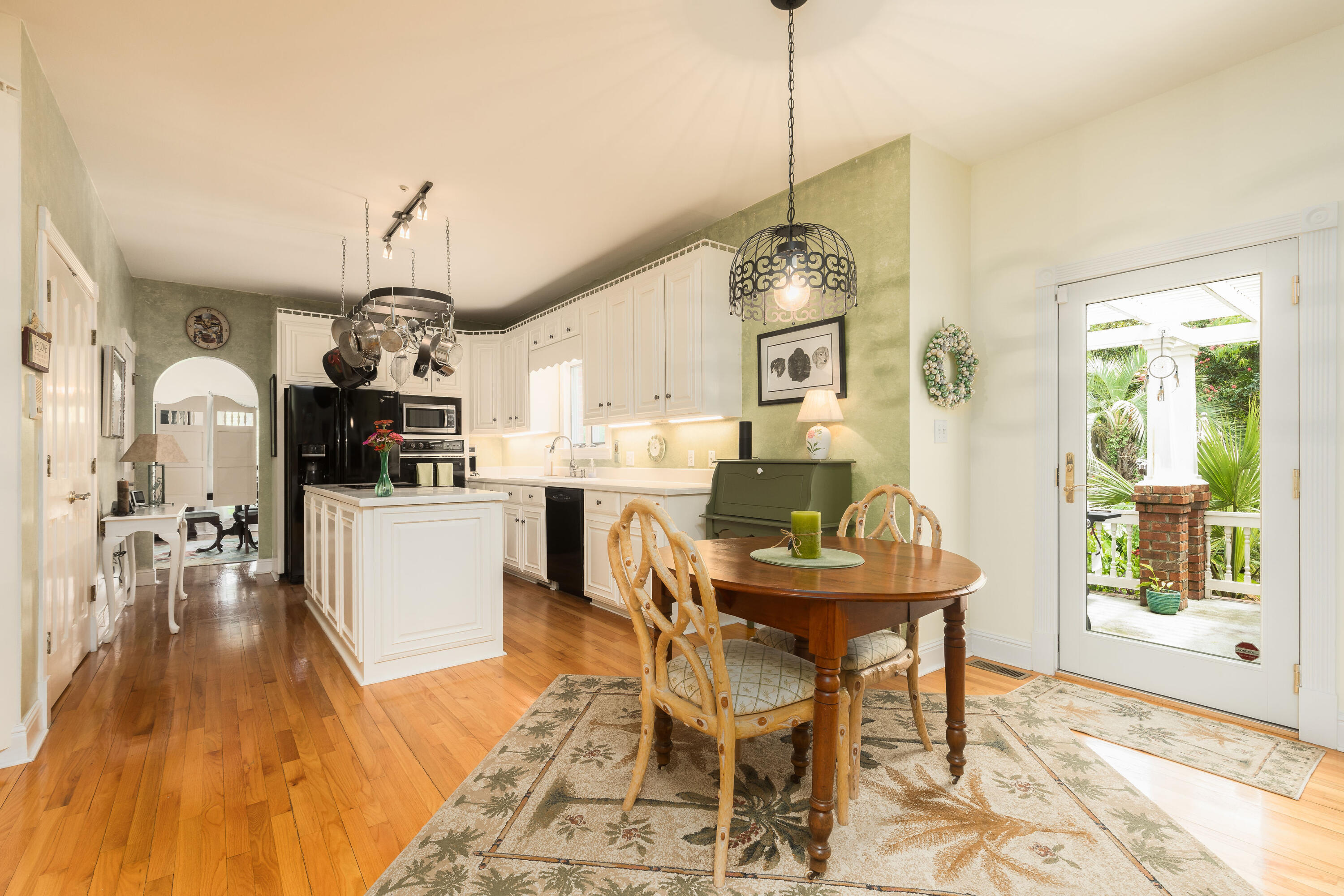 39 Ripplemoor Lane Charleston, SC 29414 - Photo 14 of 61 Eat-In Kitchen