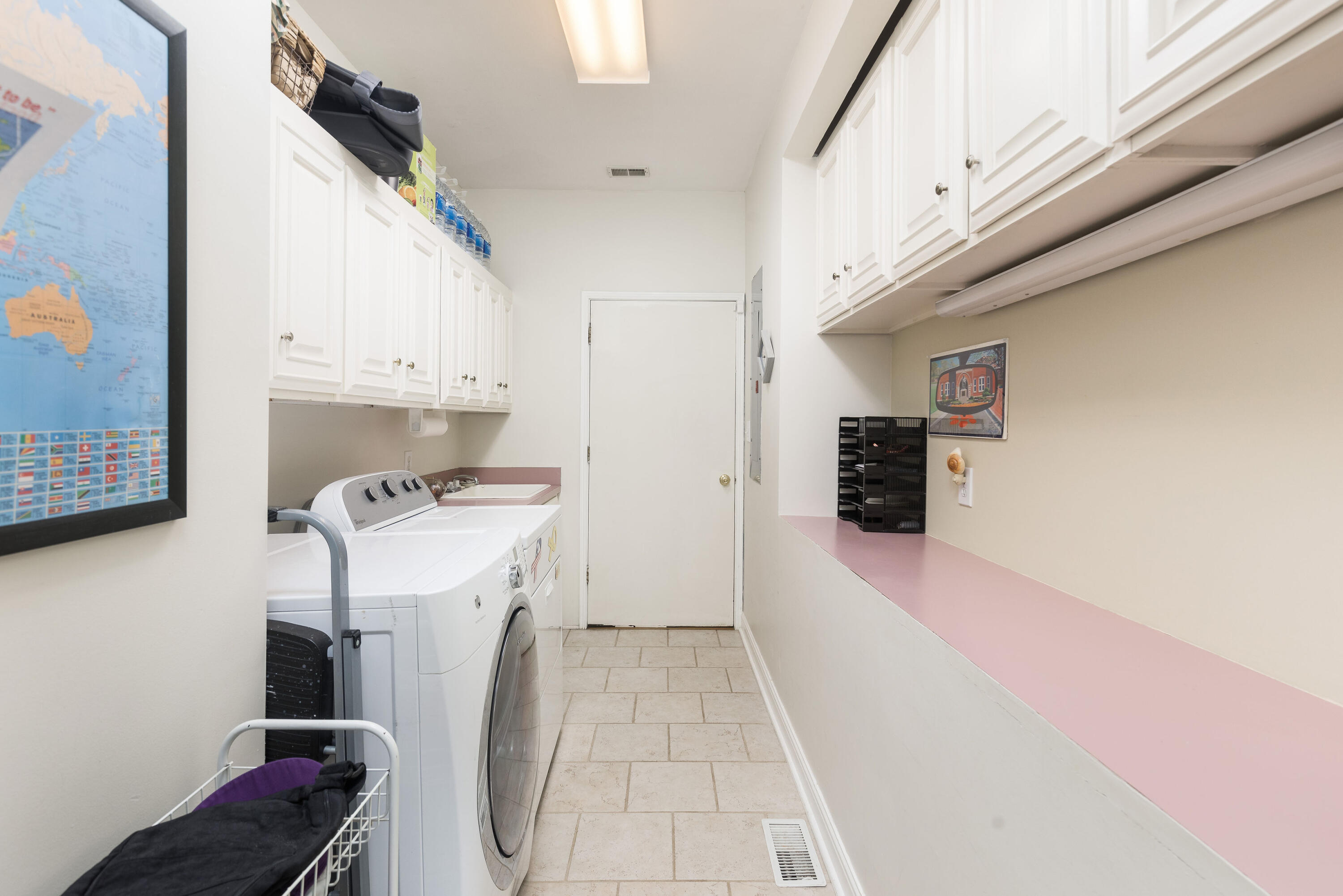 39 Ripplemoor Lane Charleston, SC 29414 - Photo 21 of 61 Laundry Room w/Garage Access