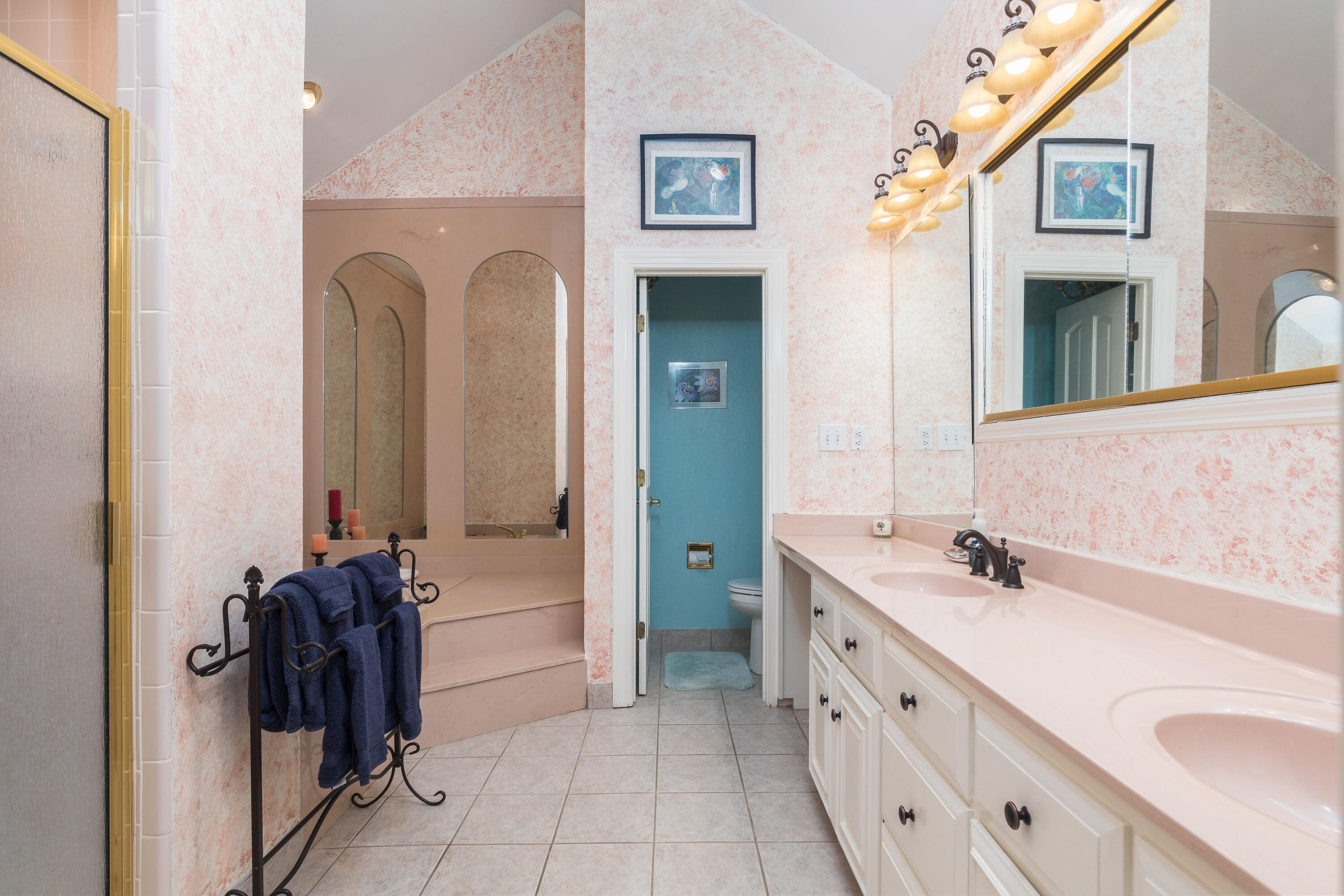 39 Ripplemoor Lane Charleston, SC 29414 - Photo 27 of 61 Large Attached Bathroom