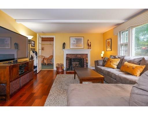 7 Pomfret Road Chelmsford, MA 01824 - Photo 6 of 26 Gallery Image 6