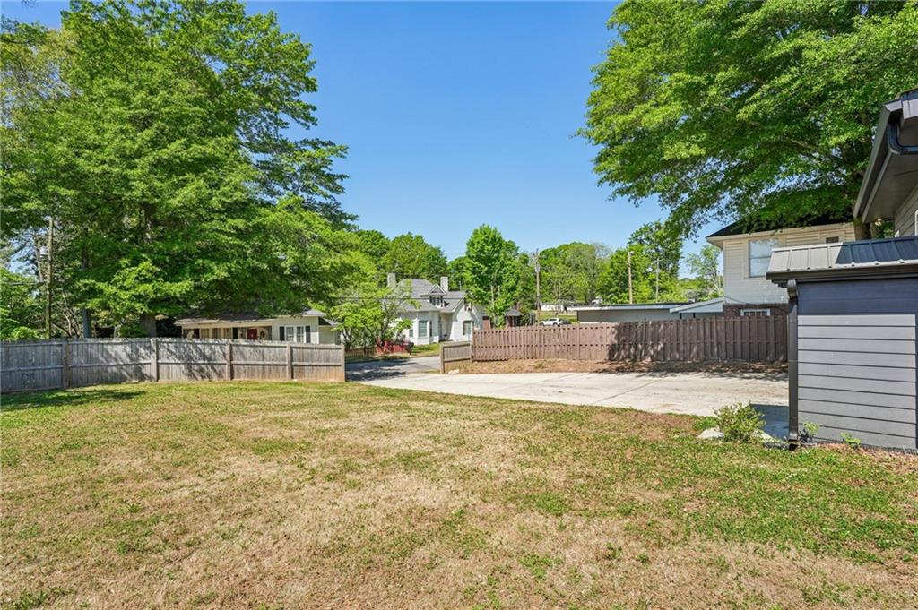 212 Hamilton Avenue Bremen, GA 30110 - Photo 48 of 65 a swimming pool with an outdoor space
