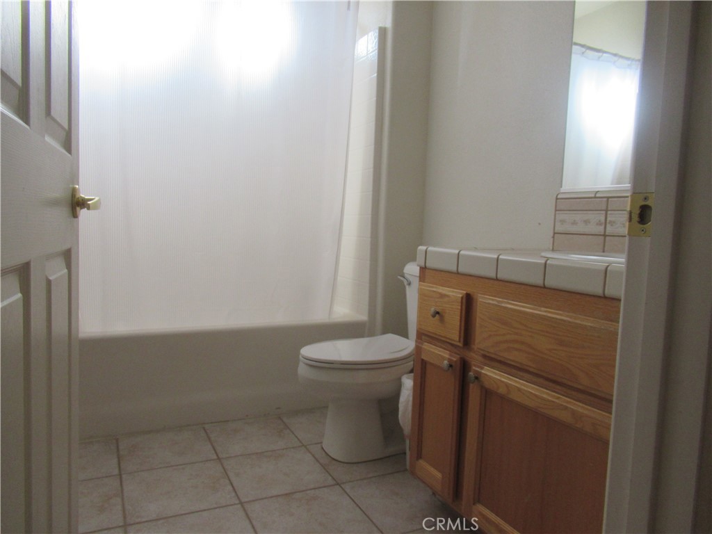 20035 Symeron Road Apple Valley, CA 92307 - Photo 9 of 25