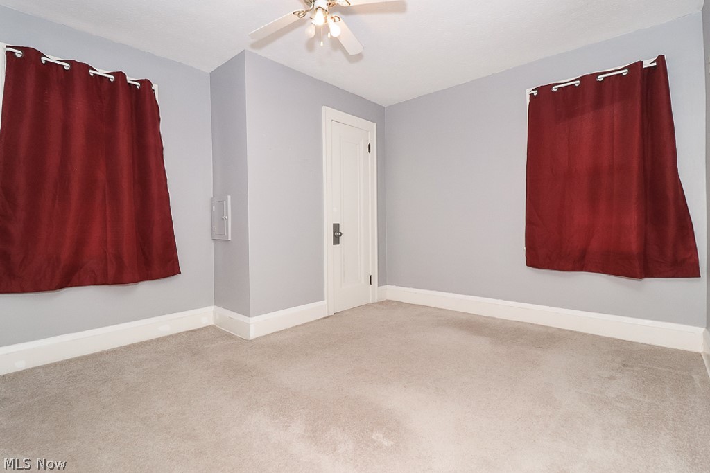 1123 Gordon Road Lyndhurst, OH 44124 - Photo 16 of 34