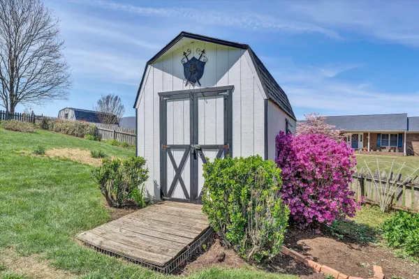 $725,000 | 1505 Ashley Drive, Salem, VA 24153