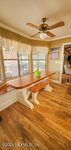 1540 Elmar Road Jacksonville, FL 32226 - Photo 20 of 38 eat-in bench area