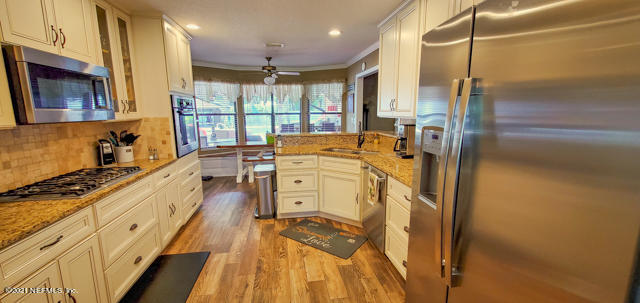 1540 Elmar Road Jacksonville, FL 32226 - Photo 27 of 38 kitchen