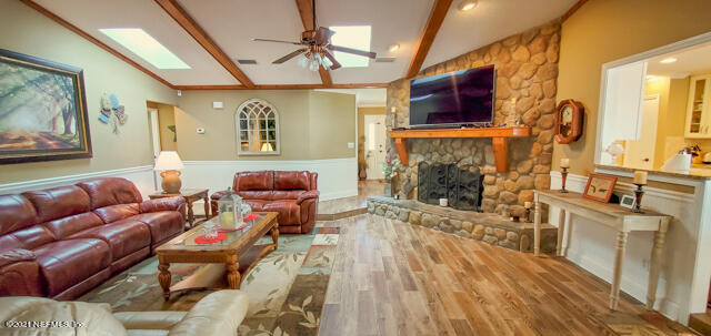 1540 Elmar Road Jacksonville, FL 32226 - Photo 4 of 38 family room 2