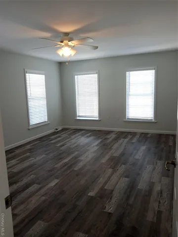 $469,000 | 1661-539 Old Country Road, Unit 539, Riverhead, NY 11901