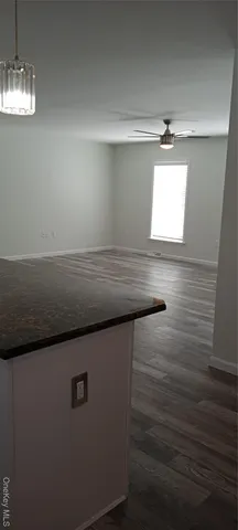 $469,000 | 1661-539 Old Country Road, Unit 539, Riverhead, NY 11901